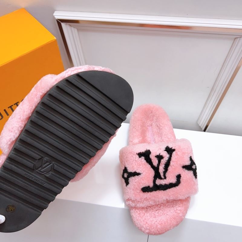 Louis Vuitton Slippers